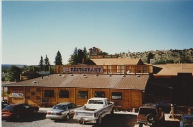 Utah
Motel El Hungry Coyote